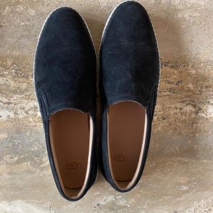 Ugg genuine black suede loafer size 10